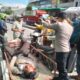 Tabrak Truk Berhenti, Pengendara Sepeda Motor Terkapar