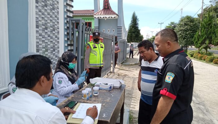 Polres Simalungun Lakukan Cek Urine Supir Bus