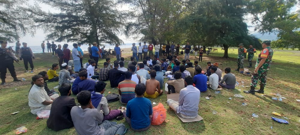 Diduga Kapal Bocor, Imigran Rohingya kembali Terdampar Di Aceh