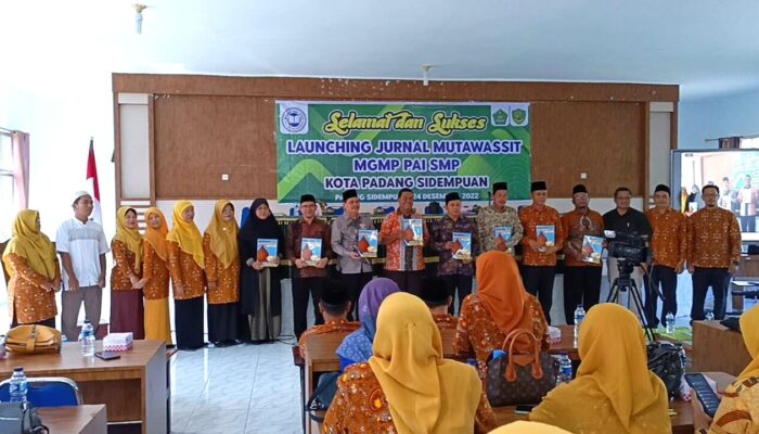 MGMP PAI SMP Kota Padang Sidempuan Launching Jurnal Mutawassit