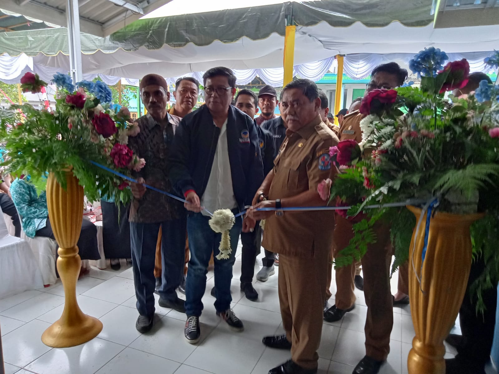 Wabup DS Resmikan Bangsal Pasca Panen Hortikultura Bantuan Prananda Surya Paloh