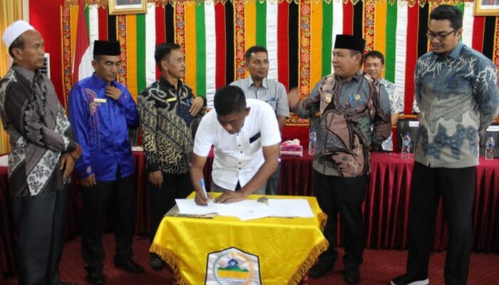 Pj Bupati Abdya Gandeng Distributor Beras Hitung Pasokan Ke Aceh Singkil