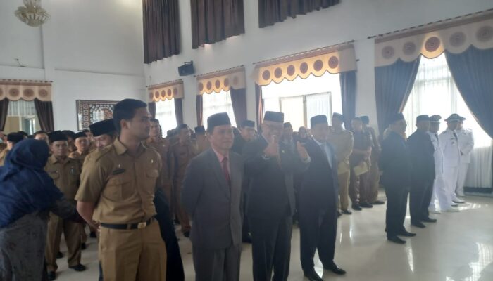 <strong>Pj. Bupati Bener Meriah Rotasi Sejumlah Pejabat</strong>