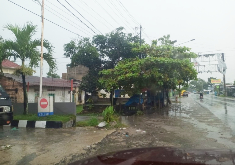 Huru-hara Di Tanah Bekas Koloni Belanda