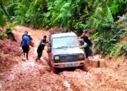 Warga Lima Desa Rantobaek Tersiksa