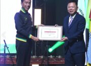 Presiden Jokowi Terima Penghargaan Tertinggi Dari IWUF