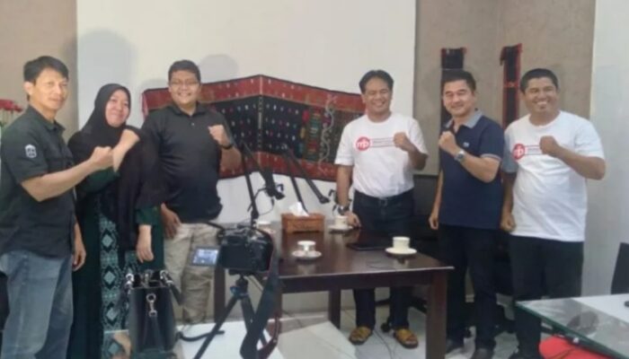 Tidak Mengkultuskan Seseorang Salah Satu Cara Menghempang Terorisme Pada Perempuan