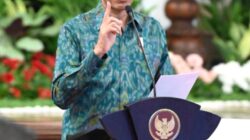 Jokowi Apresiasi Inflasi Semakin Turun, Minta Mendagri Ingatkan Daerah yang Abai
