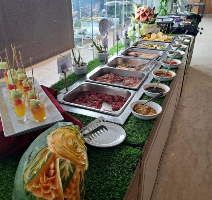Pesta Malam Tahun Baru, Hotel GranDhika Setiabudi Medan Hadirkan Menu Hawaiian Sensation