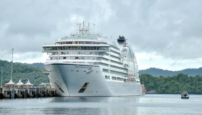 Pj Wali Kota Sabang : Kunjungan MV. Seabourn Encore Berdampak Positif Bagi Pariwisata Dan UMKM