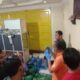 Petugas kepolisian sedang melakukan olah TKP. Waspada/Ist