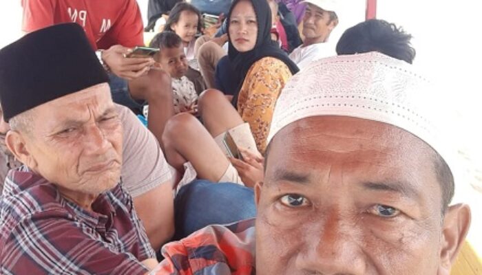 Tragis, 4 Desa Siulangaling Tak Punya Jalan