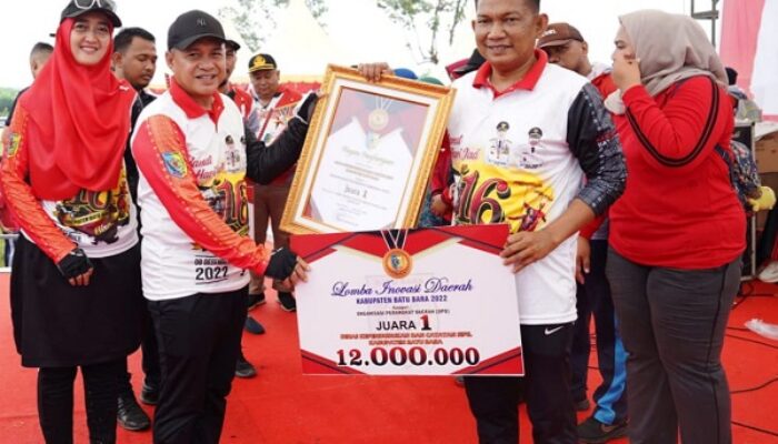 Bupati Zahir Bagi Sembako Dan Taburkan Bibit Ikan