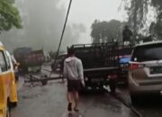 Tiang Listrik Tumbang, Akses Medan-Berastagi Lumpuh