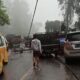 Kemacetan panjang terjadi di jalan lintas Medan-Berastagi maupun sebaliknya akibat beberapa tiang listrik tumbang ke badan jalan di area Taman Hutan Raya Bukit Barisan Berastagi. Was[ada/Ist