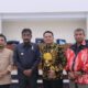 Wali Kota Binjai (dua dari kiri) foto bersama dengan Ketua dan Wakil Ketua DPRD usai ketok R-APBD. (Waspada/ist)