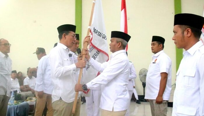 Gus Irawan Kukuhkan Pengurus DPC Partai Gerindra Palas