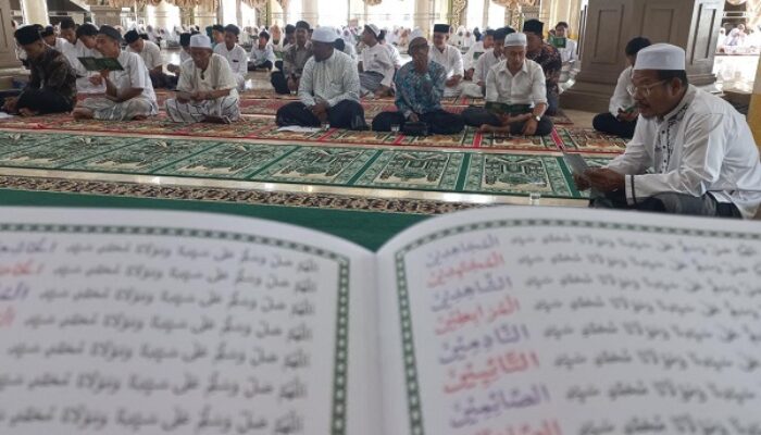 Gema Shalawat Warnai Peringatan Maulid Di Aceh Timur