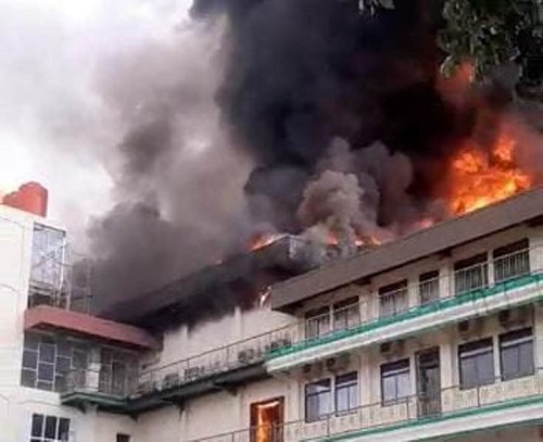 Gedung Kampus Unaya Terbakar Gedung Kampus Unaya Terbakar