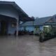 Ratusan rumah di Jalan Anturmangan Kel Sri Padang, Kec Rambutan, Kota Tebingtinggi terendam banjir, Waspada/Kristian Brahmana