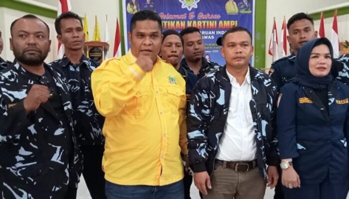 Gubsu Diminta Tegas Terkait Kisruh Bupati Palas