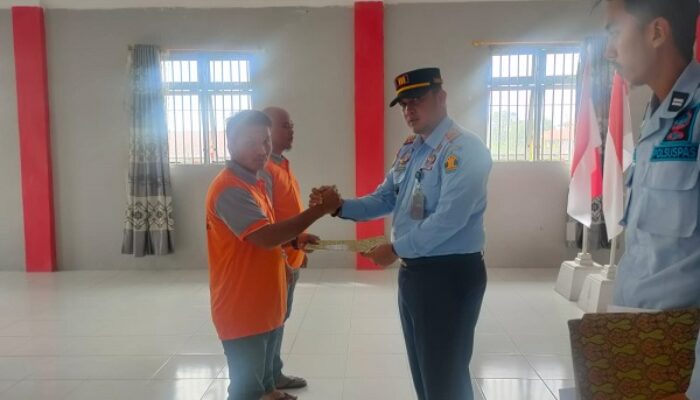 32 WBP Rutan Klas IIB Humbahas Kumham Sumut Dapat Remisi Natal