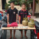 Kedua tersangka saat diamankan di Mapolres Langsa, Rabu (29/12). Waspada/dede