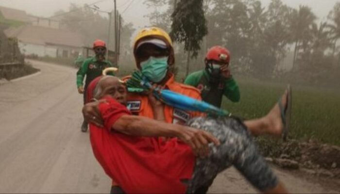 Semeru Awas, 1.979 warga Mengungsi