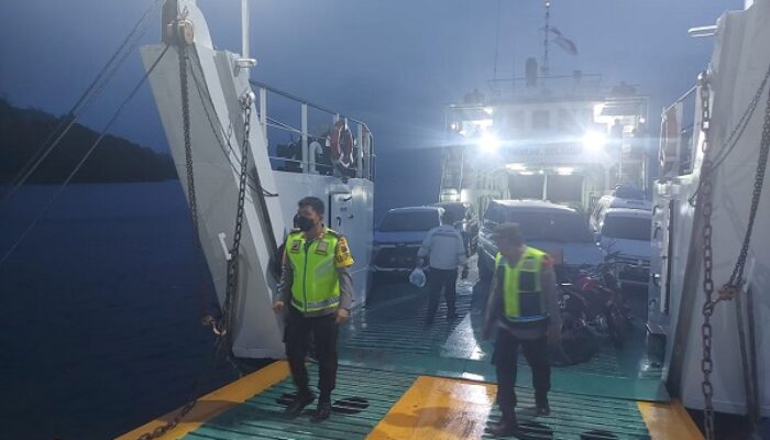 Kapolres Simalungun Cek Pelabuhan Tigaras, Ingatkan ABK Tentang SOP