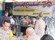 Jalin hubungan silaturahmi dengan masyarakat, Kapolres Agara Gelar Jumat Curhat. Waspada/Seh Muhammad Amin