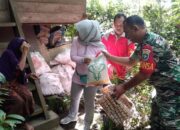 Persit KCK Kodim 0104/Atim Berbagi Sembako Melalui Jumat Berkah