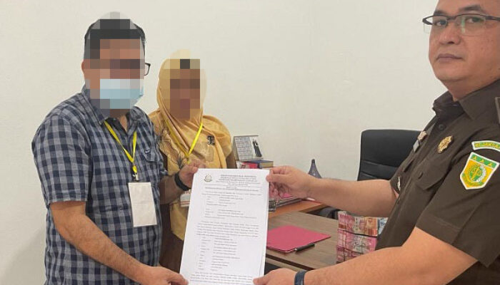 Mantan Kadiskes Sidempuan Titipkan Rp352,2 Juta Ke Jaksa