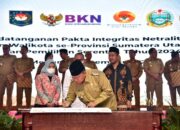 Wawako Sidempuan Teken Fakta Integritas Netralitas ASN Di Pemilu 2024