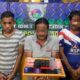 Petugas memperlihatkan 6 tersangka penyalahgunaan narkotika yang diringkus Selasa (6/12) di ruang Satres Narkoba Polres Abdya, Rabu (7/12). Waspada/Syafrizal
