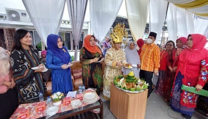 Kaum Ibu Jangan Lupa Kewajibannya