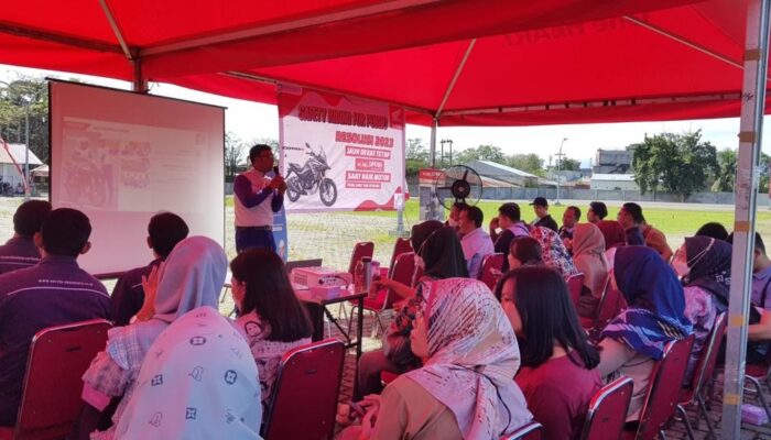Karyawan PT Prima Global Antusias #Cari_Aman