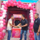 Indosat Ooredoo Hutchison (IOH) melalui brand Tri (3) menyiapkan gerai tatap muka 3Store di sejumlah ibu kota kecamatan di Sumatera yang menyediakan berbagai layanan untuk menangani permintaan, pembelian berbagai produk layanan, pertanyaan, keluhan, hingga kritik dan saran dari pelanggan yang tersebar di kota-kota besar Indonesia.