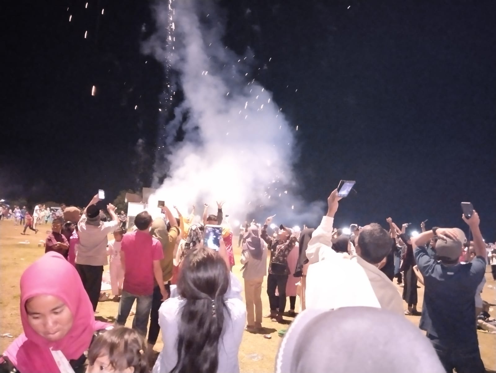Malam Pergantian Tahun Baru 2023 Meriah Di Kawasan Objek Wisata Agara