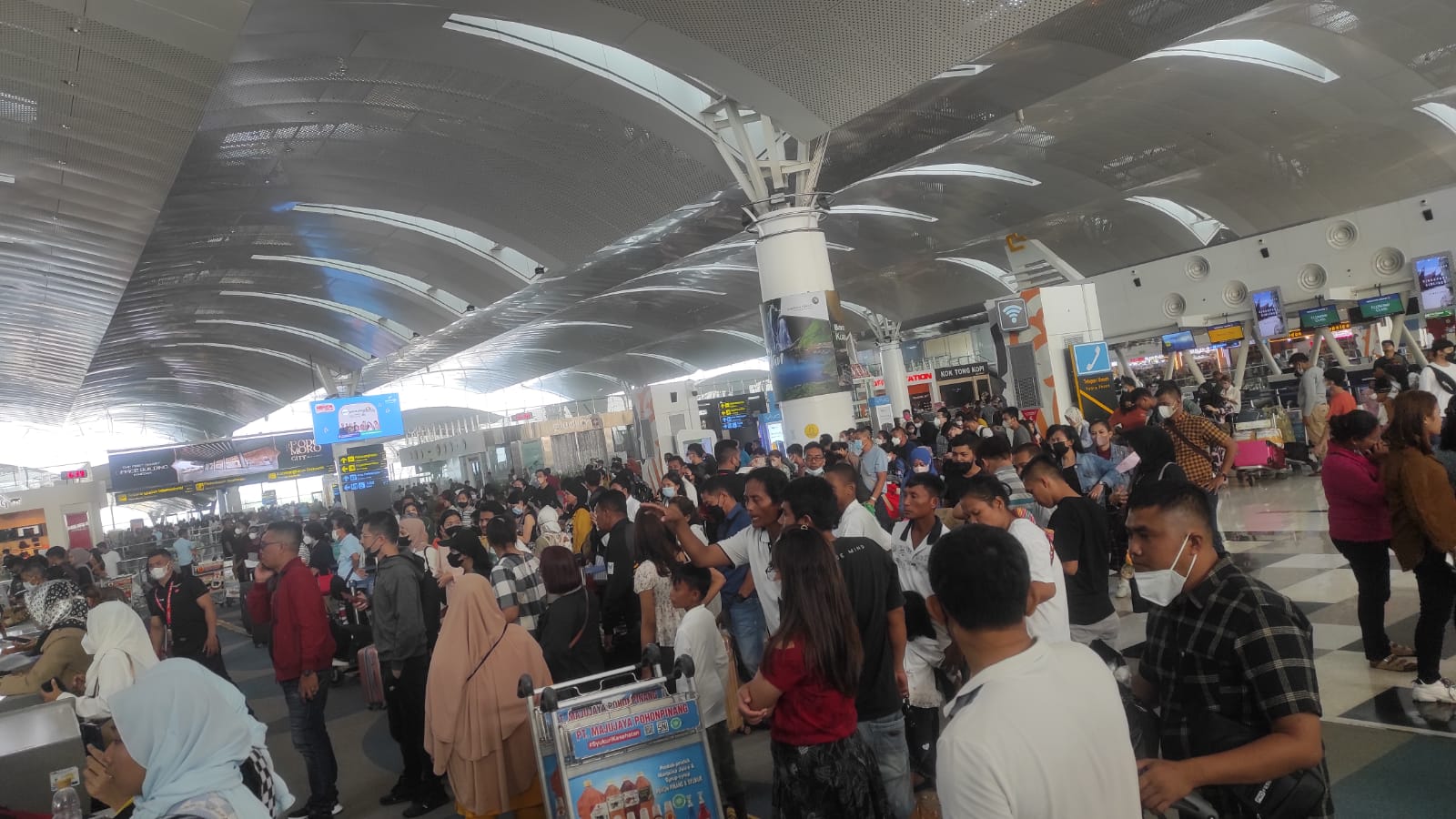 Arus Balik Nataru Di KNIA Ramai