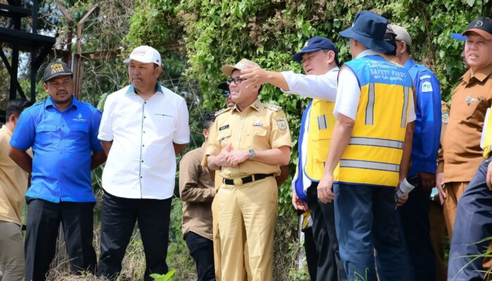 Bendungan Karet Lambaro Ditinjau