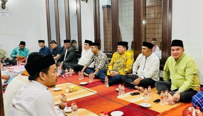 Wakil Ketua DPR Aceh Takziah Ke Rumah Duka Hasanuddin Beruh
