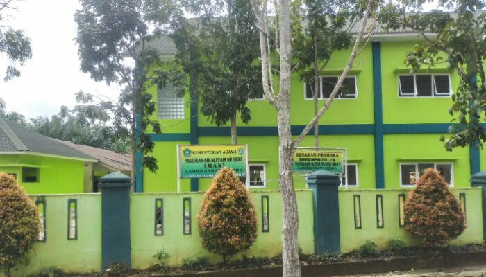 Hanya 10 ASN Untuk 980 Siswa MAN Damuli