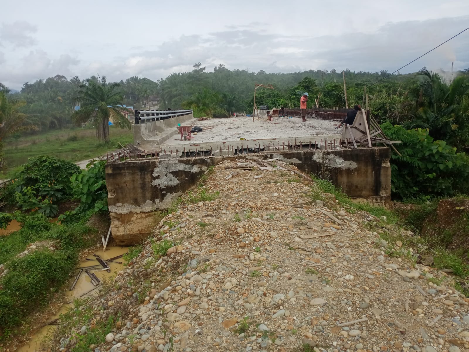 LAKI Minta BPK Dan BPKP Periksa Pembangunan Jembatan