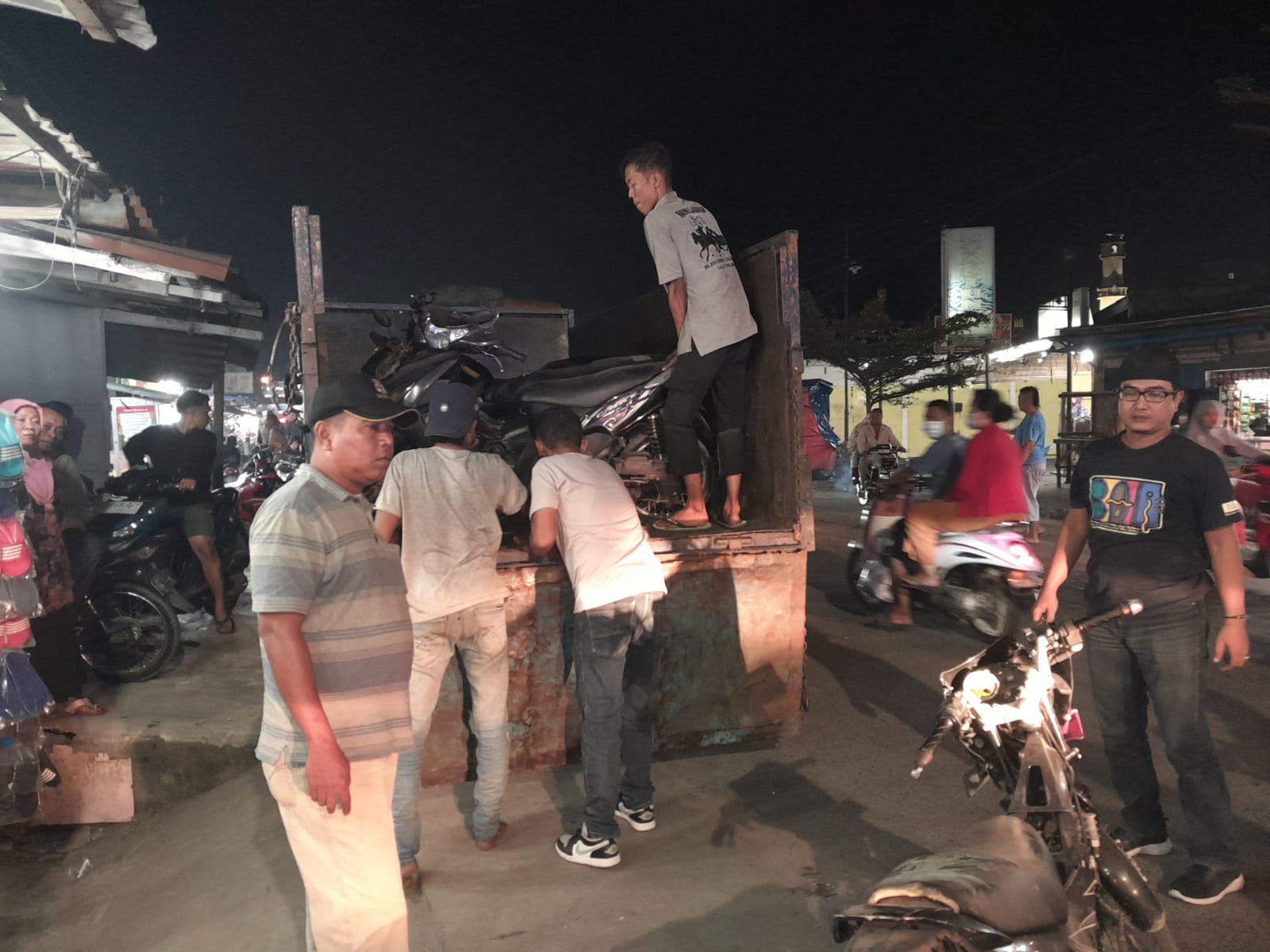 Polsek Percut Seituan Gerebek Gudang Ranmor Curian, 20 Sepeda Motor Disita