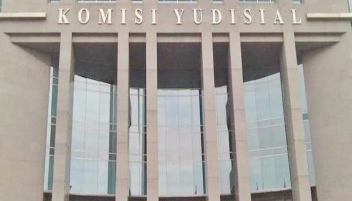 Komisi III DPR RI Dukung 3 Hakim PN Simalungun Dilaporkan Ke KY