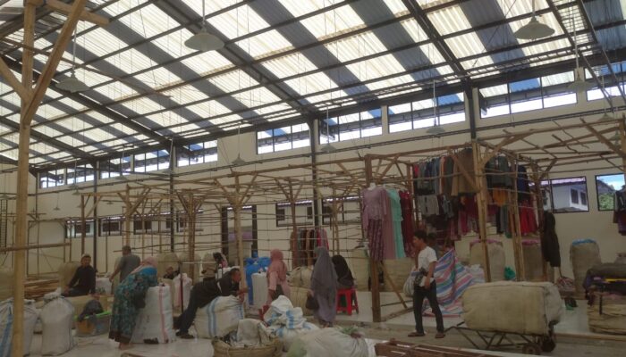 Pasar Sipagimbar Sudah Berjalan, Pedagang Berterima Kasih Kepada Bupati Tapsel