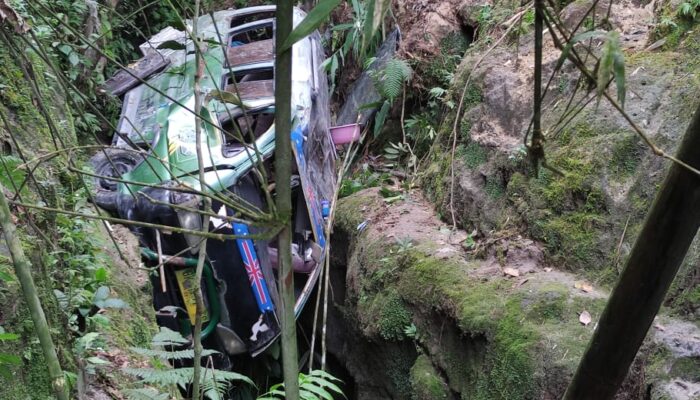 Mopen Fa Sinar Murni Masuk Jurang, 1 Tewas 2 Luka-luka