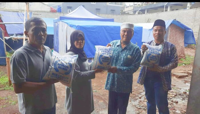 Masyarakat Sumut Distribusikan Bantuan Sembako Korban Gempa Bumi Cianjur