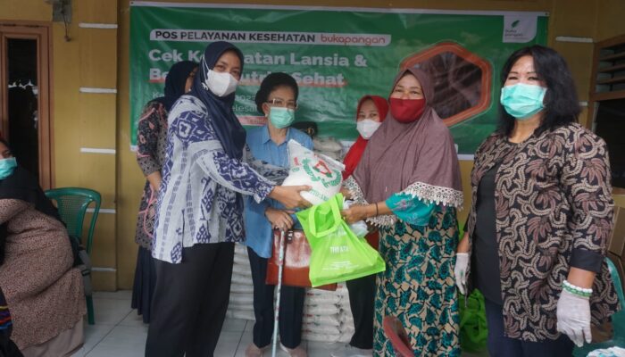 Laznas YWDP Gelar Cek Kesehatan Lansia Dan Berbagi Nutrisi Sehat
