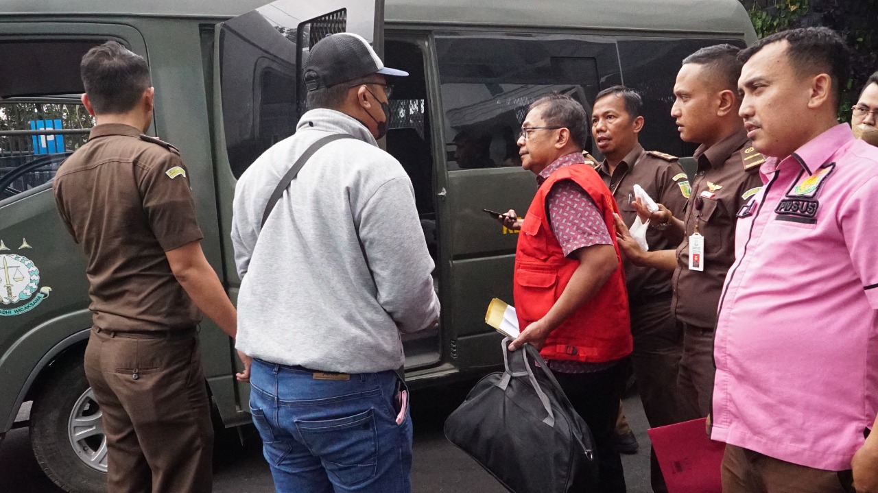 Kejatisu Tahan Dirut PT Pollung Karya Abadi